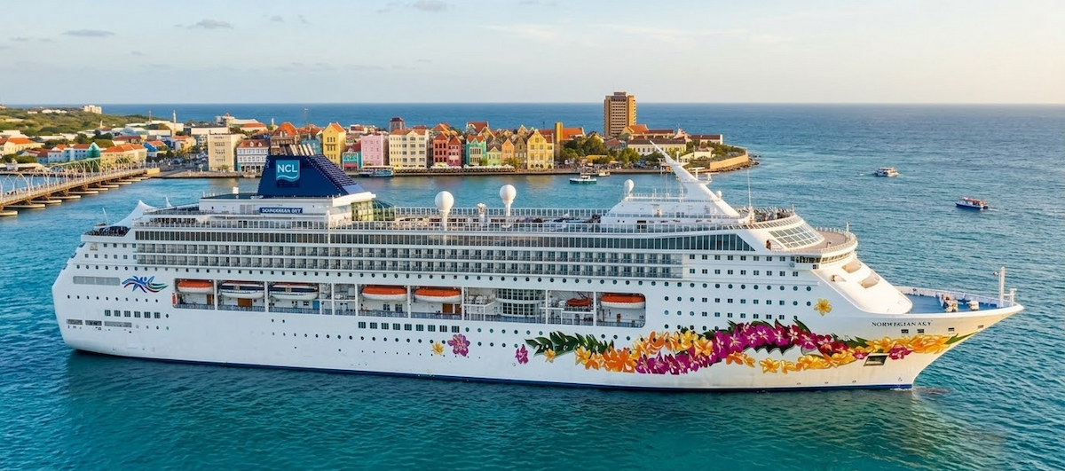 Norwegian Sky — exterior view