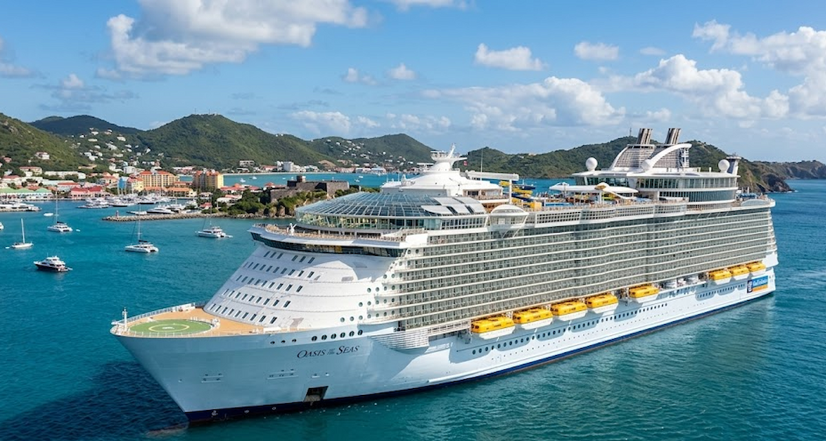 Oasis of the Seas — exterior view