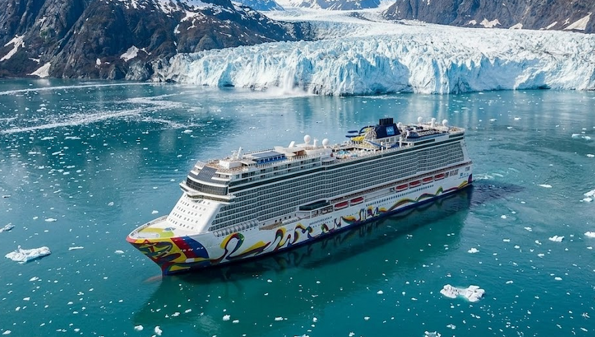 Norwegian Encore — exterior view